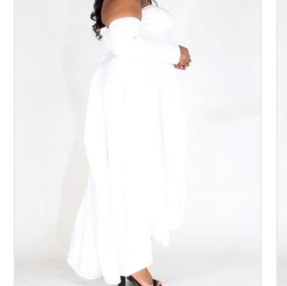 Long white top - Picture 2 of 3